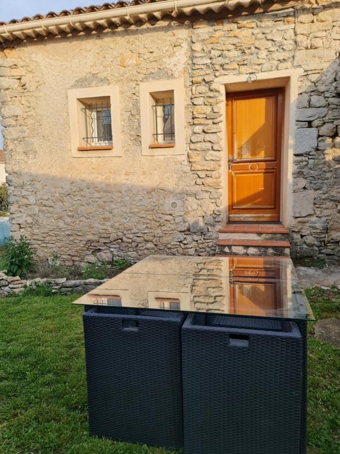 Le Gite De La Badassiere Forcalquier Exterior photo